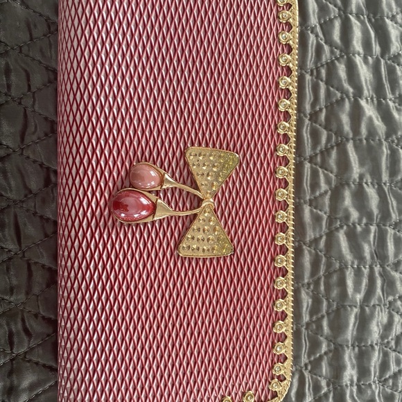 Beautiful Pink Embellished wallet! - Picture 4 of 4